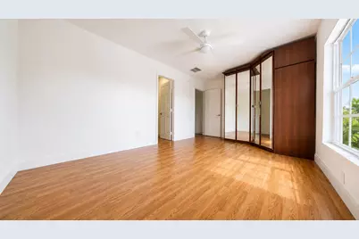 420 SE 4th Court, Pompano Beach, FL 33060 - Photo 18