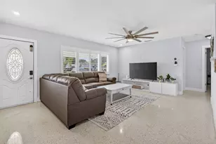 1123 SE 2nd Ave, Deerfield Beach, FL 33441 - Photo 4