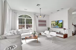 2636 NE 9th Ave, Wilton Manors, FL 33334 - Photo 8