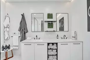 2636 NE 9th Ave, Wilton Manors, FL 33334 - Photo 46