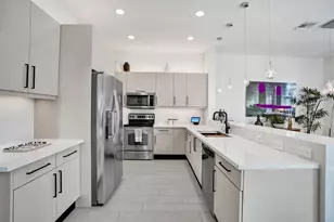 2636 NE 9th Ave, Wilton Manors, FL 33334 - Photo 28
