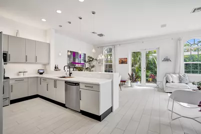 2636 NE 9th Avenue #6, Wilton Manors, FL 33334 - Photo 12