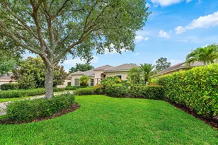 2068 Wightman Dr, Wellington, FL 33414 - Photo 2