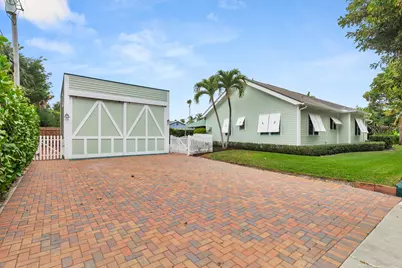 800 Kanuga Drive, West Palm Beach, FL 33401 - Photo 16