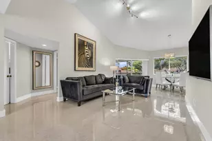 994 NW 93rd Ave, Plantation, FL 33324 - Photo 2