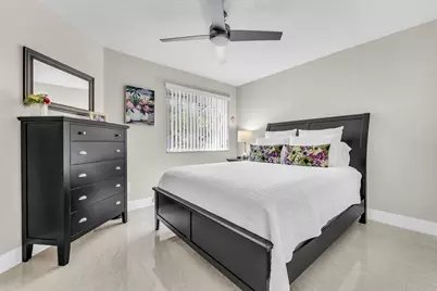 994 NW 93rd Avenue, Plantation, FL 33324 - Photo 28