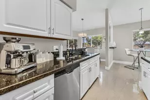994 NW 93rd Ave, Plantation, FL 33324 - Photo 14