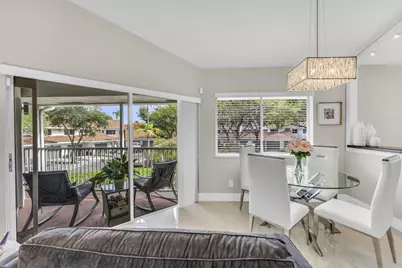 994 NW 93rd Avenue, Plantation, FL 33324 - Photo 8