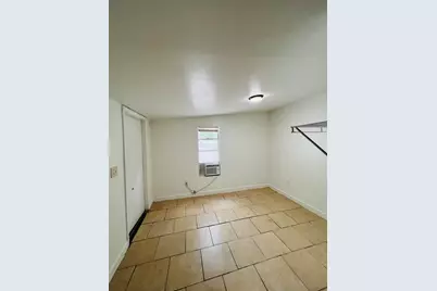 8719 N Ashley Street, Tampa, FL 33604 - Photo 42