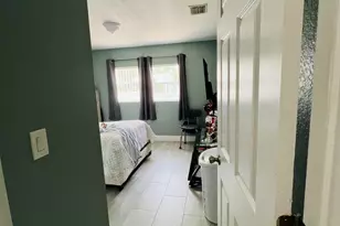 8719 N Ashley St, Tampa, FL 33604 - Photo 24