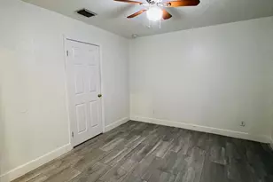 8719 N Ashley St, Tampa, FL 33604 - Photo 32