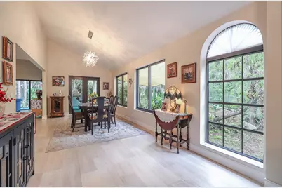 8259 155th Place N, Palm Beach Gardens, FL 33418 - Photo 10