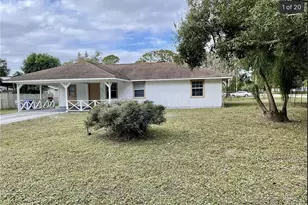 2385 88th Ave, Vero Beach, FL 32966 - Photo 1
