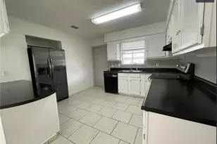 2385 88th Ave, Vero Beach, FL 32966 - Photo 10