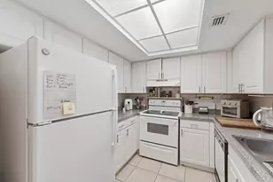81 Deer Creek Rd, Deerfield Beach, FL 33442 - Photo 4
