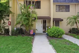 81 Deer Creek Rd, Deerfield Beach, FL 33442 - Photo 2