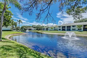 601 Sabal Ridge Cir, Palm Beach Gardens, FL 33418 - Photo 1