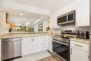 2401 Village Blvd, West Palm Beach, FL 33409 - Photo 8