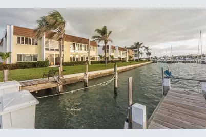 1315 Bayshore Drive #204, Fort Pierce, FL 34949 - Photo 4
