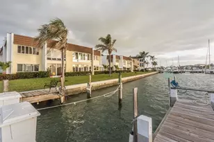 1315 Bayshore Dr, Fort Pierce, FL 34949 - Photo 4