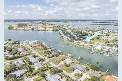 1315 Bayshore Drive #204, Fort Pierce, FL 34949 - Photo 2