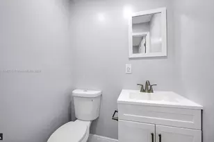 145 SW 13th Ave, Delray Beach, FL 33444 - Photo 10