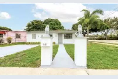 145 SW 13th Avenue, Delray Beach, FL 33444 - Photo 2