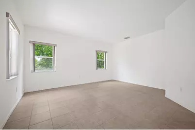 2110 NW 75th Way, Pembroke Pines, FL 33024 - Photo 20