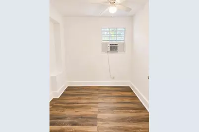 528 SW 3rd Street, Miami, FL 33130 - Photo 6