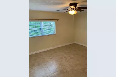 1907 NE 2nd Street #2, Deerfield Beach, FL 33441 - Photo 4