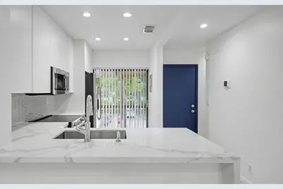 3939 NE 5th Avenue #A201, Boca Raton, FL 33431 - Photo 8