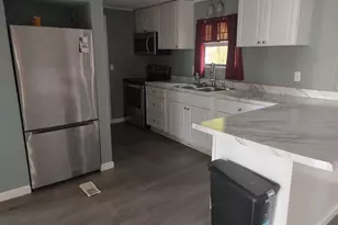 100 Rita Pl, Jacksonville, NC 32223 - Photo 2