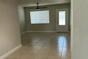 61 NW 47th St, Oakland Park, FL 33309 - Photo 8