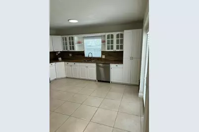 61 NW 47th Street, Oakland Park, FL 33309 - Photo 4