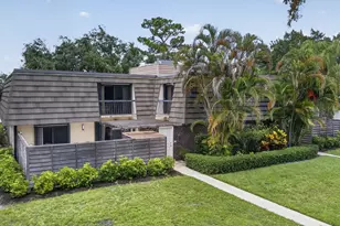 121 1st Terrace, Palm Beach Gardens, FL 33418 - Photo 54