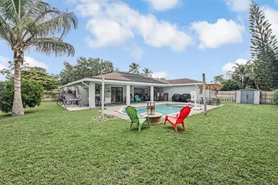 100 Greenwood Court, Royal Palm Beach, FL 33411 - Photo 44