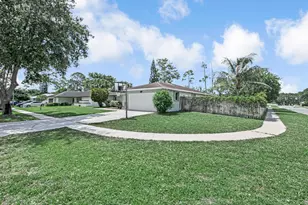 100 Greenwood Ct, Royal Palm Beach, FL 33411 - Photo 54