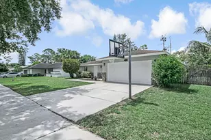 100 Greenwood Ct, Royal Palm Beach, FL 33411 - Photo 52