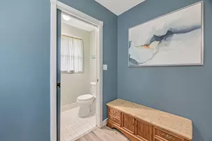100 Greenwood Ct, Royal Palm Beach, FL 33411 - Photo 32