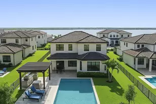 9245 W Parkland Bay Trl, Parkland, FL 33076 - Photo 6