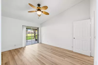 7618 S Pinewalk Dr S #132, Margate, FL 33063 - Photo 8