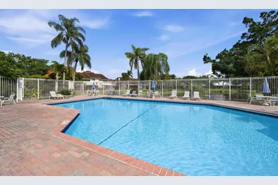 7618 S Pinewalk Dr S #132, Margate, FL 33063 - Photo 36