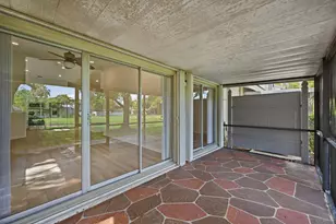 7618 S Pinewalk Dr S, Margate, FL 33063 - Photo 32