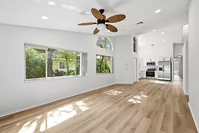 7618 S Pinewalk Dr S #132, Margate, FL 33063 - Photo 26