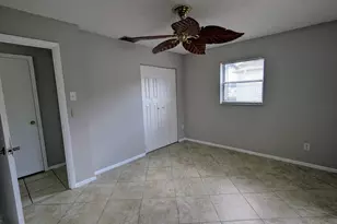 554 SW Lakehurst Dr, Port Saint Lucie, FL 34983 - Photo 12