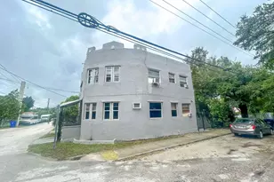 295 NE 55th St, Miami, FL 33137 - Photo 8