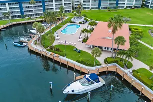3351 Spanish Trail, Delray Beach, FL 33483 - Photo 2
