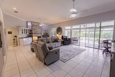 1375 SW Bent Pine Cove, Port Saint Lucie, FL 34986 - Photo 4