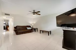1011 Exeter, Boca Raton, FL 33434 - Photo 1