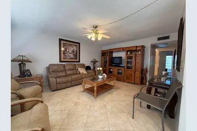 4021 Farnham O #4021, Deerfield Beach, FL 33442 - Photo 2